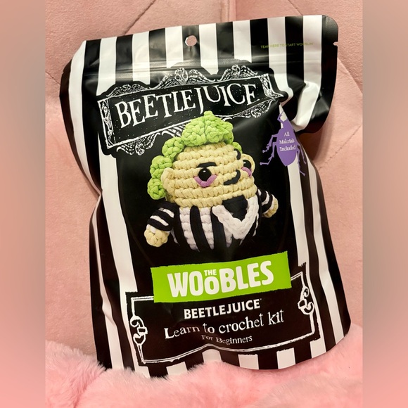 NEW The Woobles Beetlejuice Crochet Kit - Picture 1 of 2
